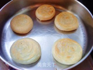 外酥里嫩——萝卜丝饼的做法步骤：4