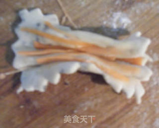 高汤蝴蝶面的做法步骤：3
