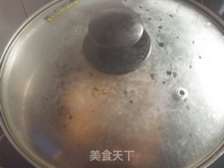 让人食指大动的下酒菜--卤猪耳朵的做法步骤：4