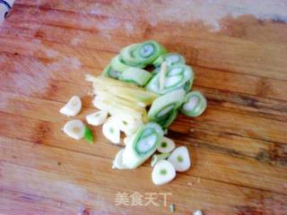 西红柿鸡蛋汤的做法步骤：2
