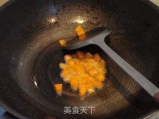 三杯乳鸽彩蔬饭的做法步骤：3