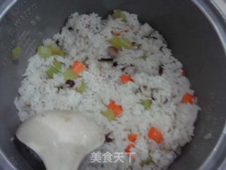 三杯乳鸽彩蔬饭的做法步骤：3