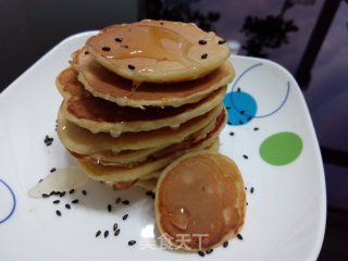 蜂蜜香蕉松饼的做法