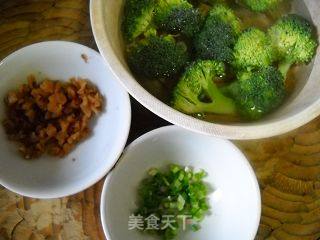 花生芝香拌面的做法步骤：2