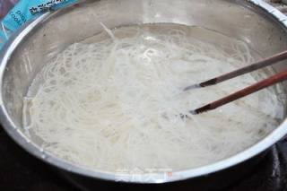 海鲜炒粉干的做法步骤：8