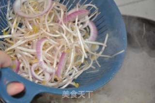 海鲜炒粉干的做法步骤：8
