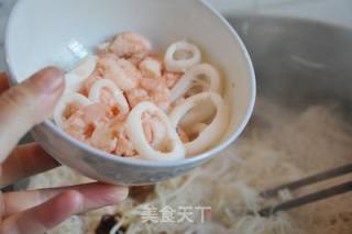 海鲜炒粉干的做法步骤：8