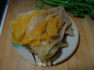 煎饺水饺的做法步骤：2