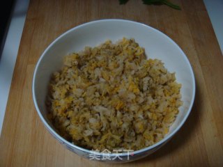 煎饺水饺的做法步骤：2