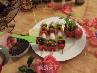牛肉蔬菜串&红酒的做法