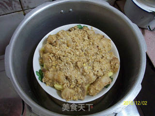 土豆粉蒸肉的做法步骤：2