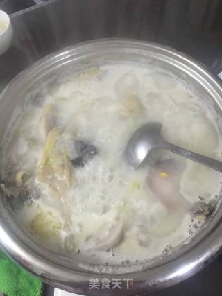 浓香椰子鸡汤的做法