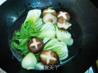 香菇油菜的做法步骤：2
