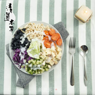 黑蒜彩虹沙拉的做法