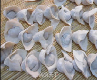 三鲜馄饨的做法步骤：6