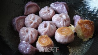 绚丽多姿的酸菜饺子的做法步骤：7