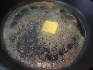 肉饼新吃--香煎牛肉饼的做法步骤：5