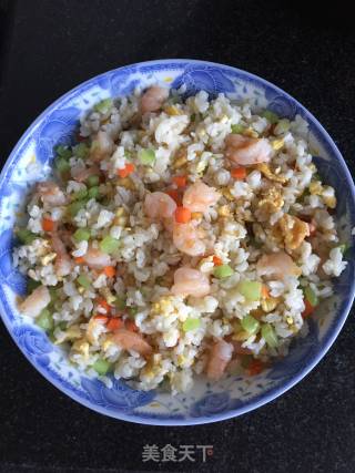 虾仁炒饭的做法
