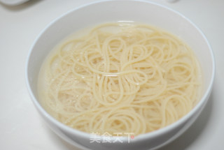 菇香牛肉意大利面的做法步骤：4