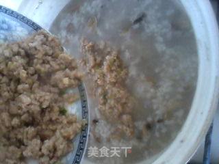 小朋友的蘑菇牛肉粥的做法步骤：2