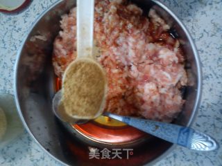 韭菜盒子的做法步骤：2