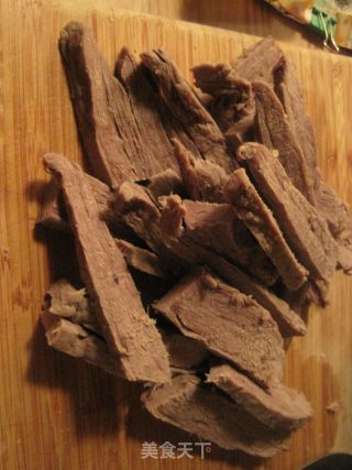 美味孜然五香牛肉干的做法步骤：2
