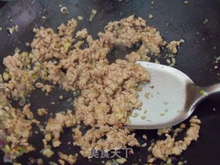 茄汁肉酱面的做法步骤：2