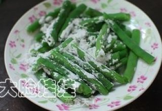 蒜香怪味豆角的做法步骤：2