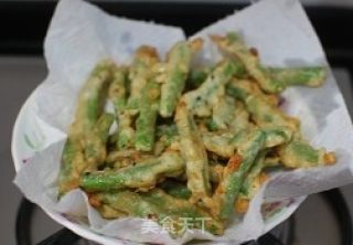 蒜香怪味豆角的做法步骤：2
