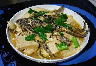 黄刺鱼炖豆腐的做法