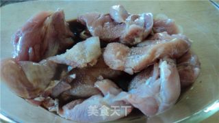 烤黑椒鸡腿肉的做法步骤：2
