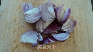 烤黑椒鸡腿肉的做法步骤：2