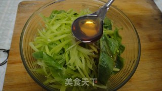 爽口小菜--凉拌莴笋丝的做法步骤：4