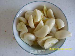 排骨酱烧竹笋衣的做法步骤：2