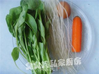 菠菜鸡蛋拌粉丝的做法步骤：2