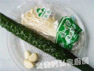 金针菇拌黄瓜的做法步骤：2