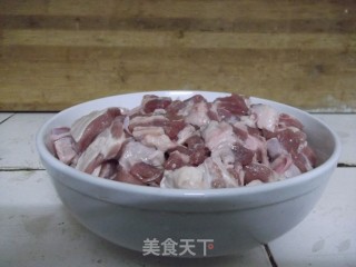 酱香牛腩的做法步骤：2