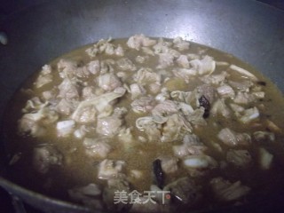 酱香牛腩的做法步骤：2