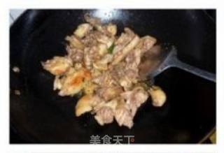 沙茶味---磨菇烧鸡的做法步骤：2
