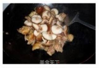 沙茶味---磨菇烧鸡的做法步骤：2