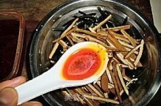 海带拌香干的做法步骤：4