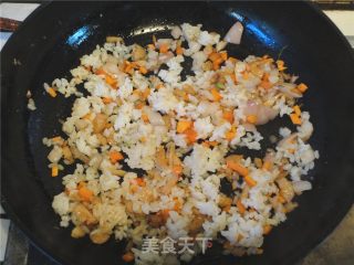 健康饭——爱心米饭炒豆渣的做法步骤：4