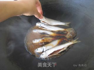 酱油鱼的做法步骤：2