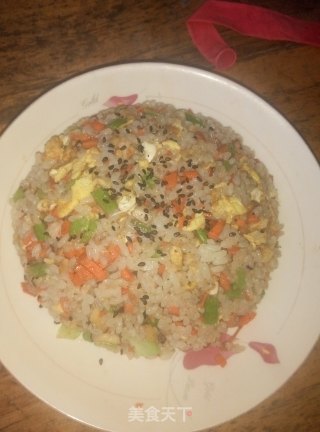 香菇胡萝卜虾仁蛋炒饭的做法