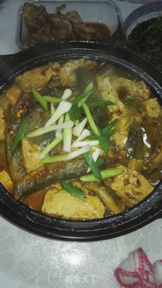 泥鳅炖豆腐的做法