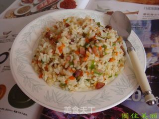 腊肉炒饭的做法步骤：2