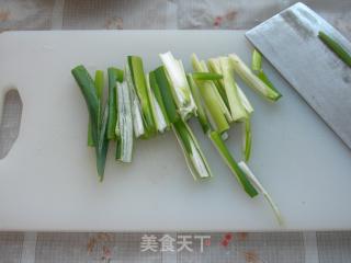 葱香带鱼的做法步骤：4