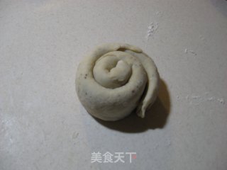 中国式批萨--葱油饼的做法步骤：3