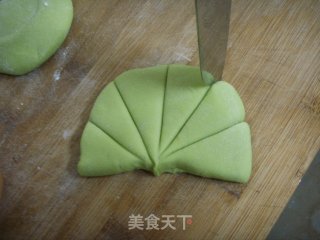 荷叶饼的做法步骤：2