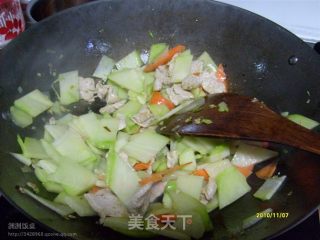 佛手炒肉片的做法步骤：2